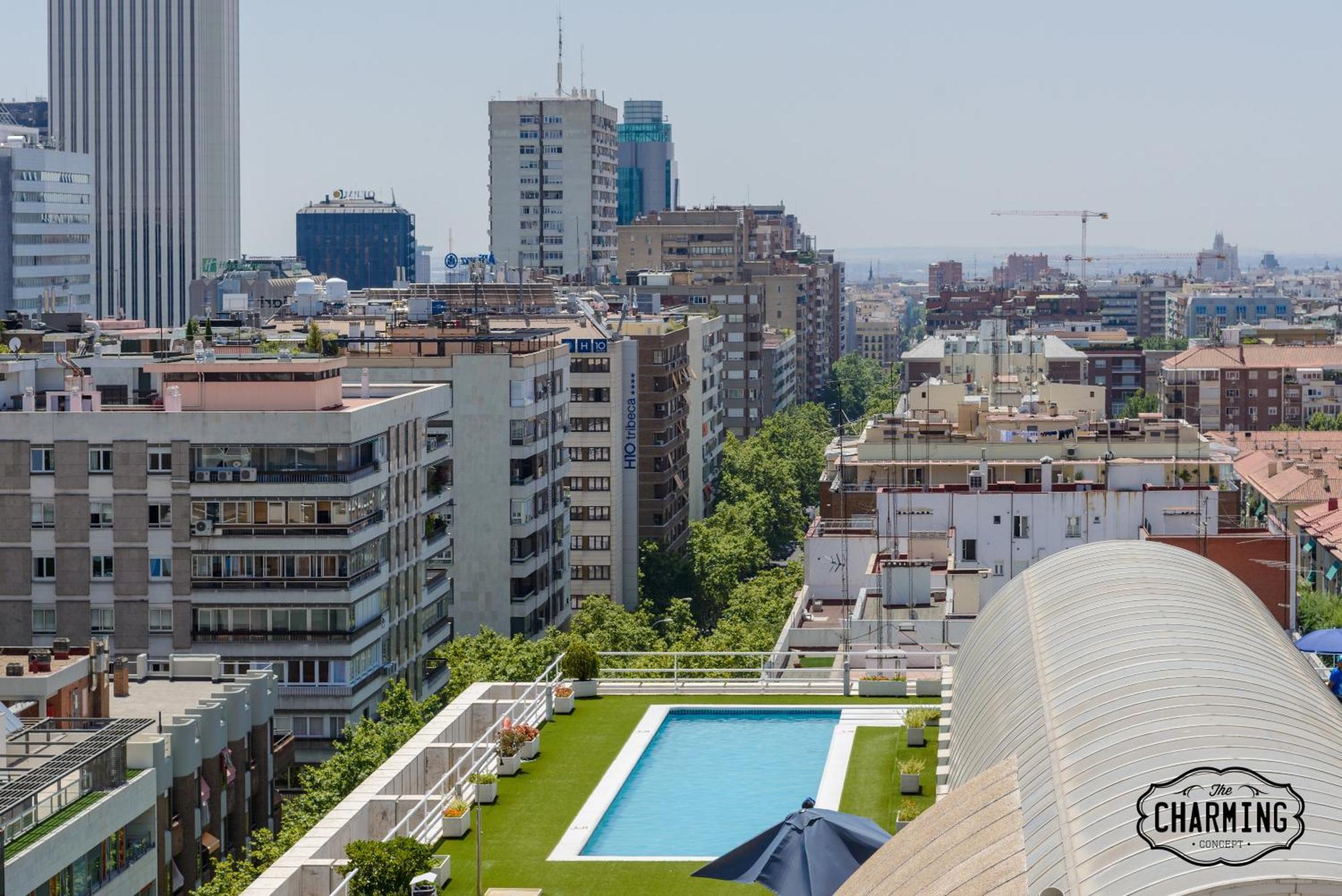 Appartamento Charming Eurobuilding 2 Terrace Exclusive - Plaza De Parking Madrid Esterno foto