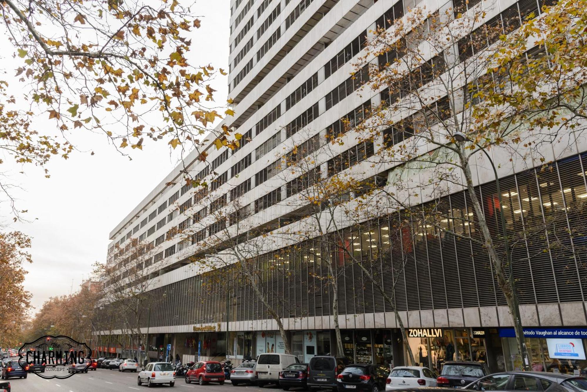 Appartamento Charming Eurobuilding 2 Terrace Exclusive - Plaza De Parking Madrid Esterno foto