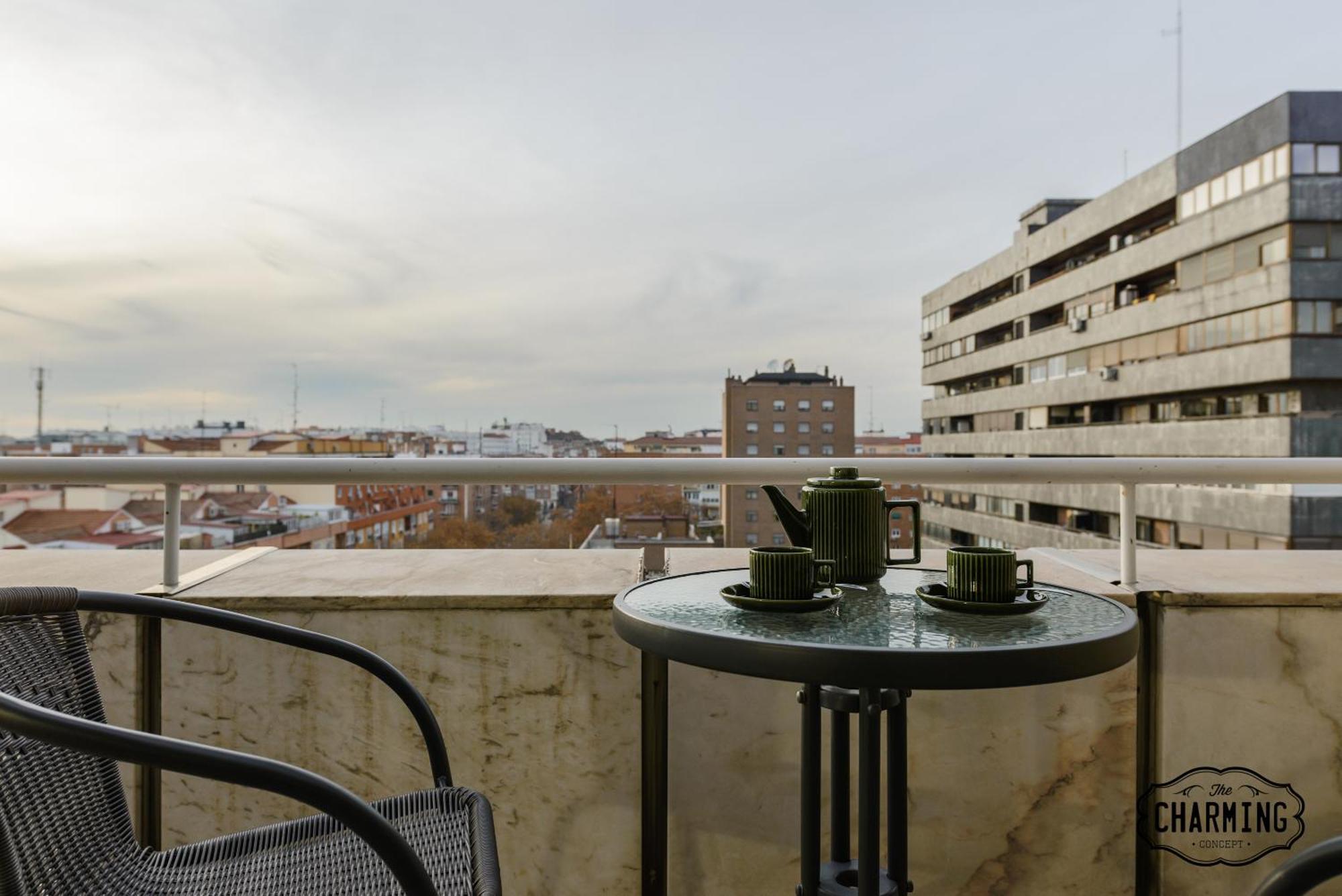 Appartamento Charming Eurobuilding 2 Terrace Exclusive - Plaza De Parking Madrid Esterno foto