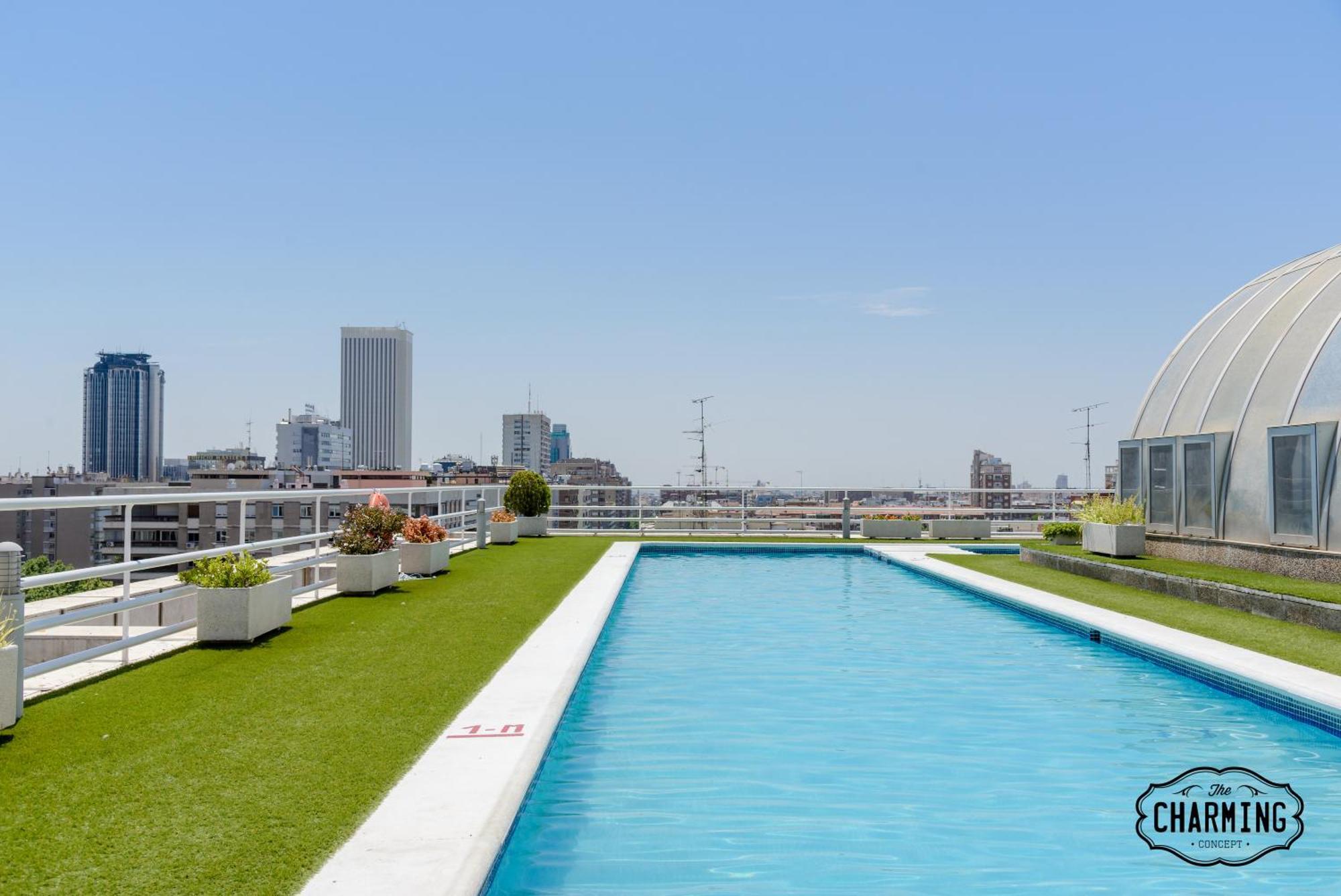 Appartamento Charming Eurobuilding 2 Terrace Exclusive - Plaza De Parking Madrid Esterno foto