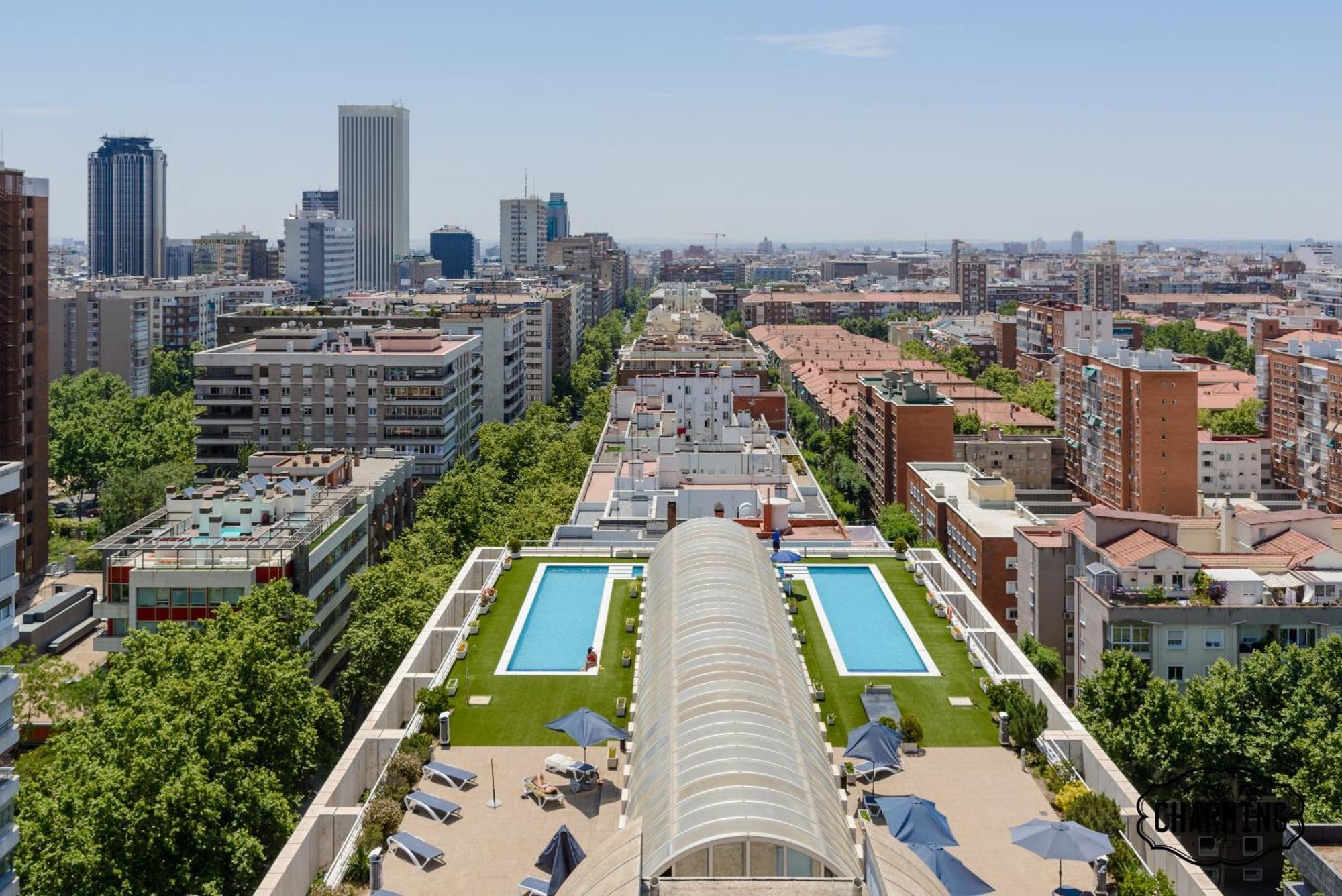 Appartamento Charming Eurobuilding 2 Terrace Exclusive - Plaza De Parking Madrid Esterno foto