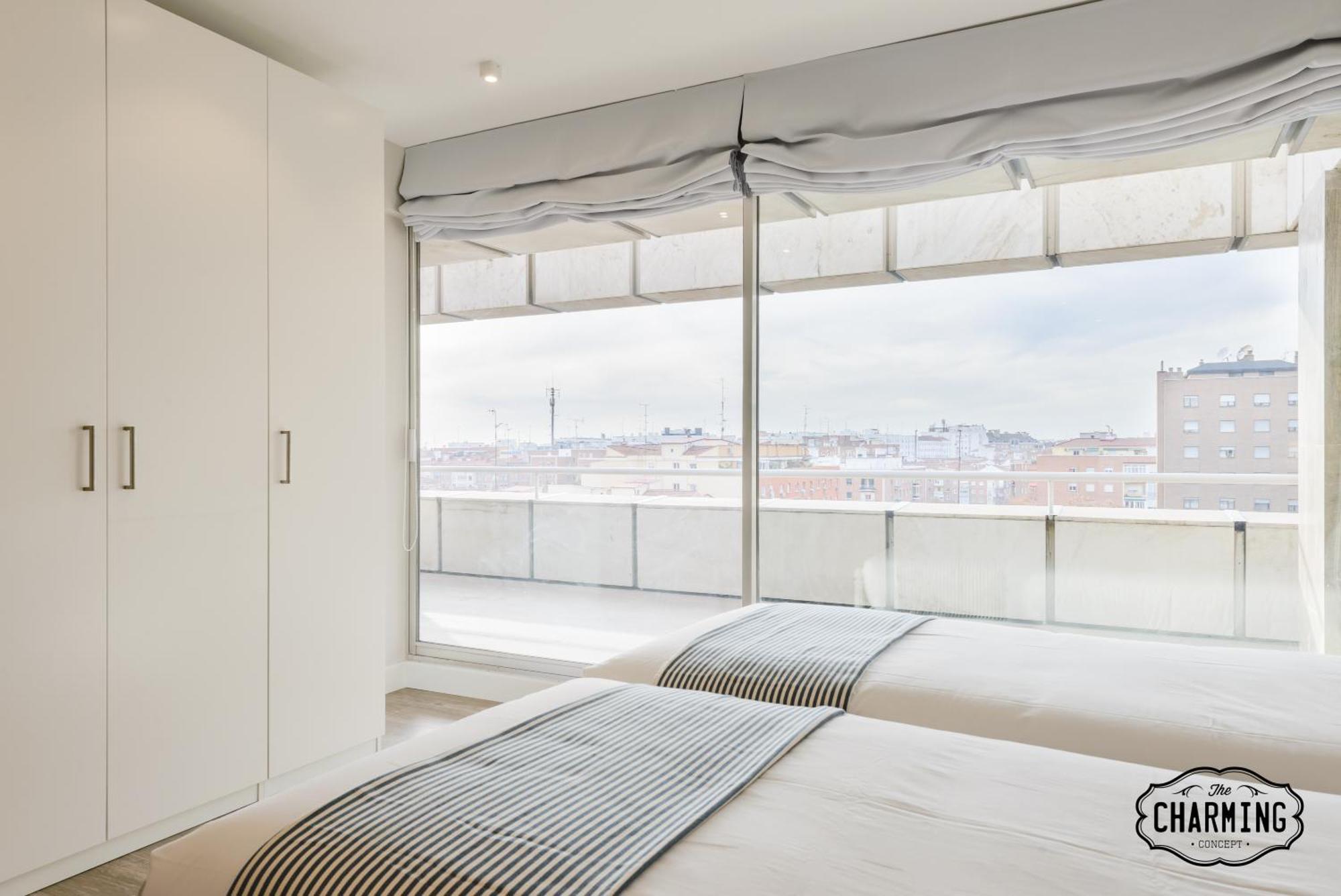 Appartamento Charming Eurobuilding 2 Terrace Exclusive - Plaza De Parking Madrid Esterno foto