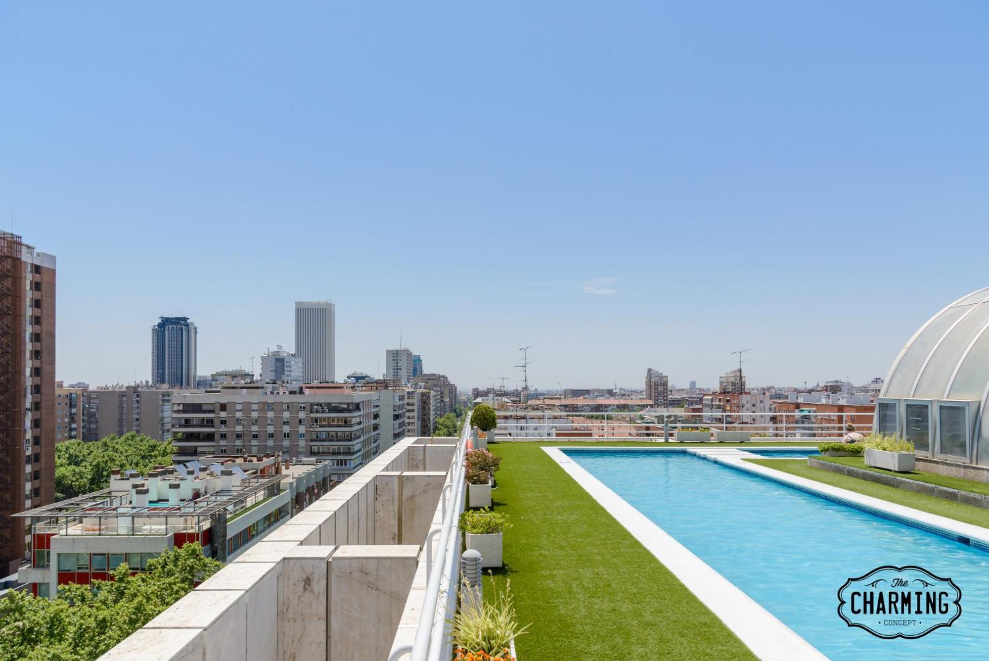 Appartamento Charming Eurobuilding 2 Terrace Exclusive - Plaza De Parking Madrid Esterno foto